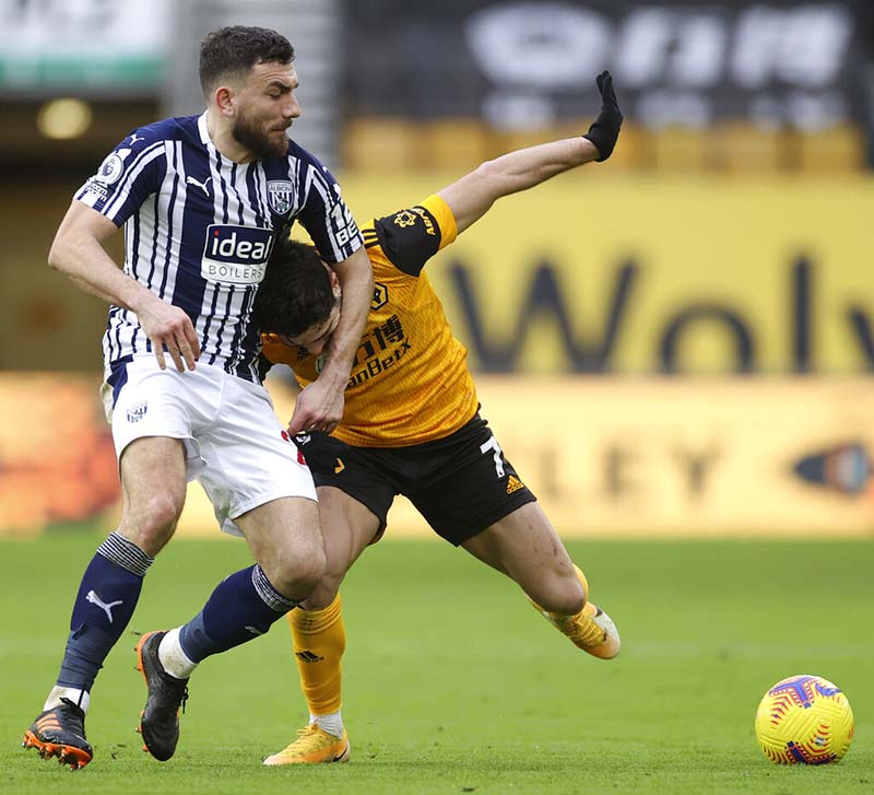 EPL looks into claim West Brom agreed not to play Snodgrass